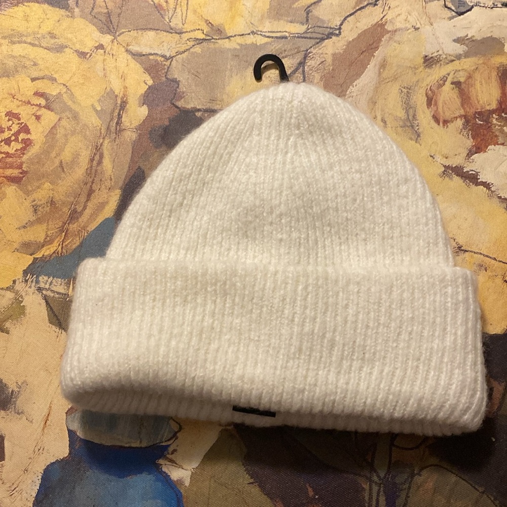 Zara Beanie